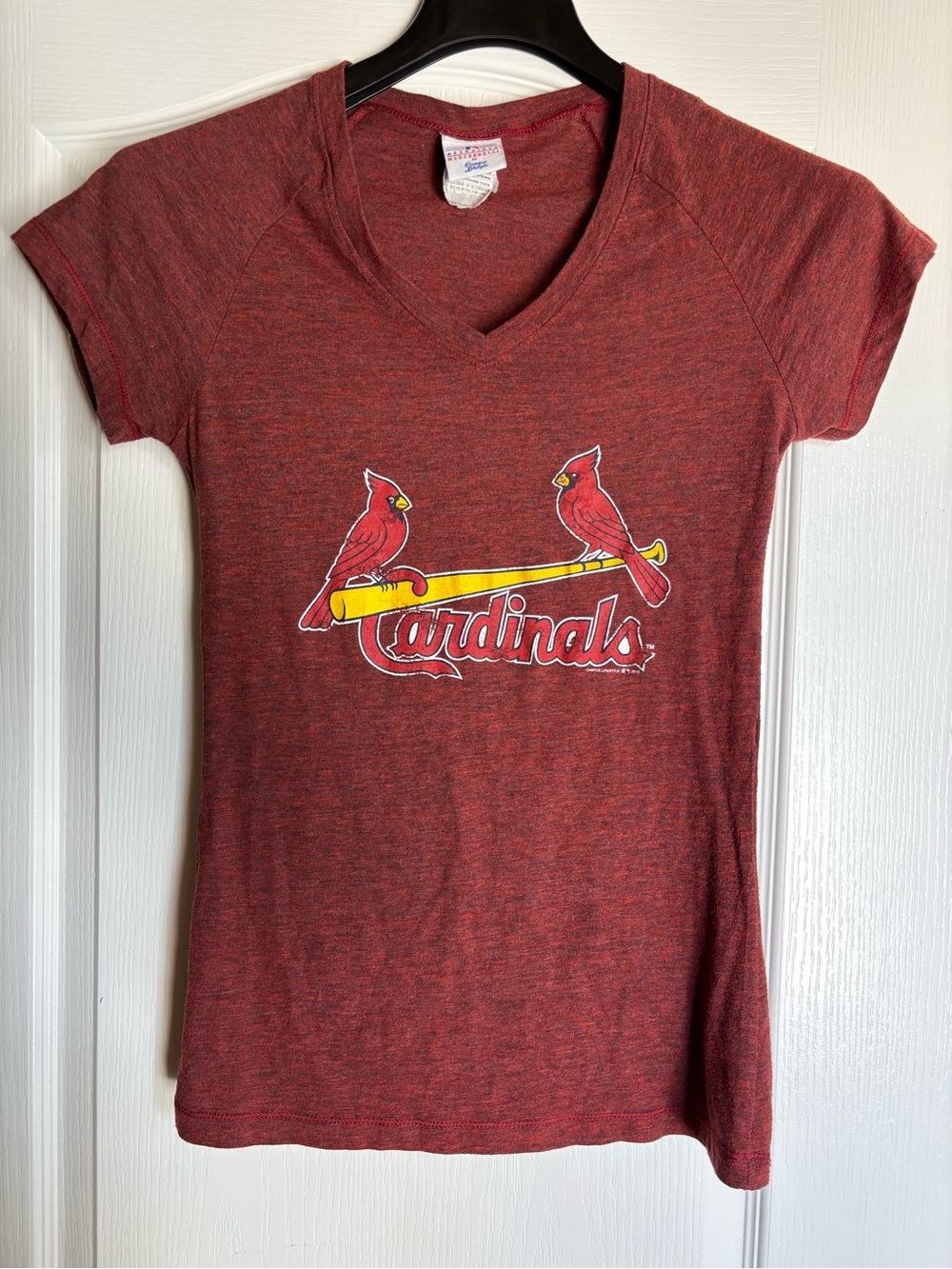 St Louis Cardinals MLB women's v neck t-shirt red shortsleeve XS baseball